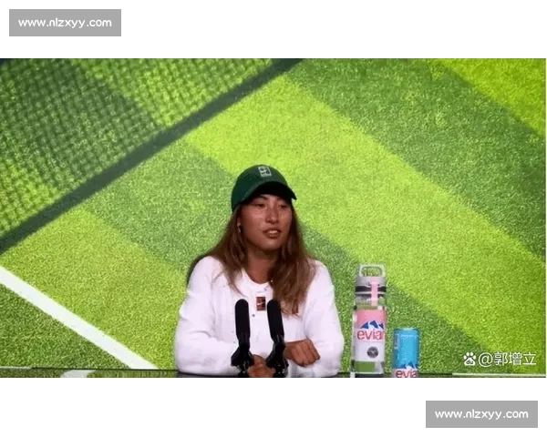 郑钦文赠阿尔卡拉斯 Labubu:温网训练场暖心互动,潮玩跨界点燃网坛友谊 郑钦文赠阿尔卡拉斯 Labubu:温网训练场暖心互动,潮玩跨界点燃网坛友谊