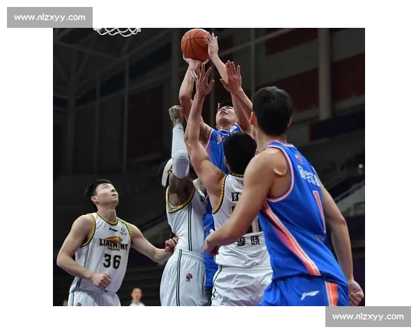 北京首钢与上海男篮强强对话 聚焦攻防博弈与季后赛格局变化新趋势