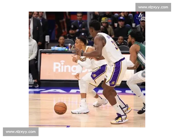 湖人热火第三战焦点对决詹眉合力冲击系列赛主动权走向之夜关键时刻