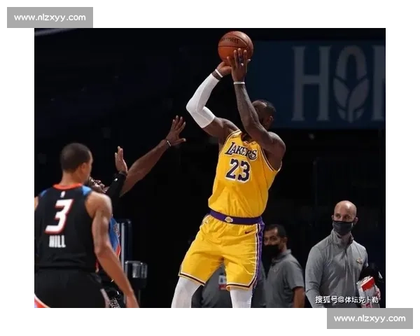 詹眉合力迎战青年军湖人客场对决老鹰看点十足决定季后赛走势之夜